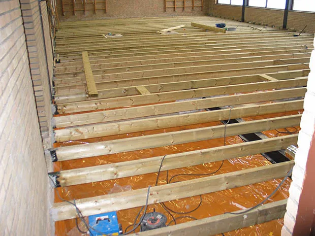 Gymzaal de Dolfijn, Gijsbrecht van Aemstelstraat, foto 3